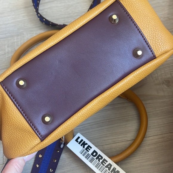 NWT Dream Control unique Purse π€© - Picture 9 of 10